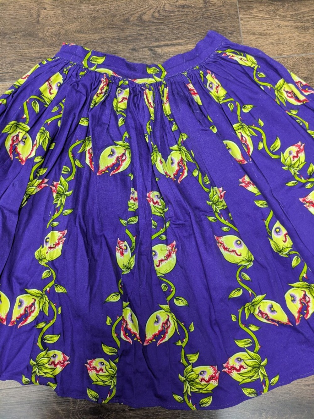 Deadly Dames Venus Fly Trap Skirt Medium - Picture 3 of 6